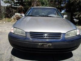 1998 TOYOTA CAMRY LE SILVER 2.2L AT 4 DR Z15967